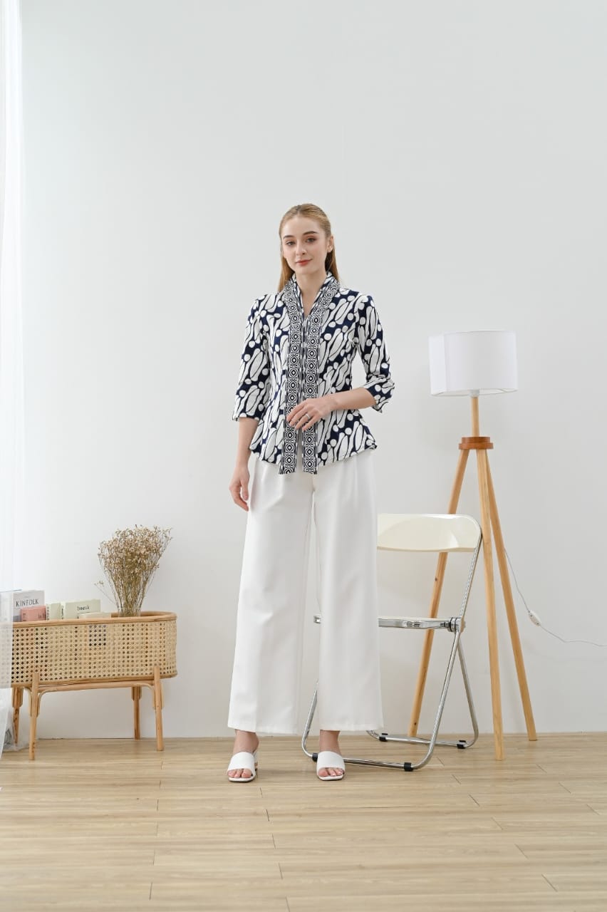 Atasan Batik Kebaya Kutu Baru Modern
