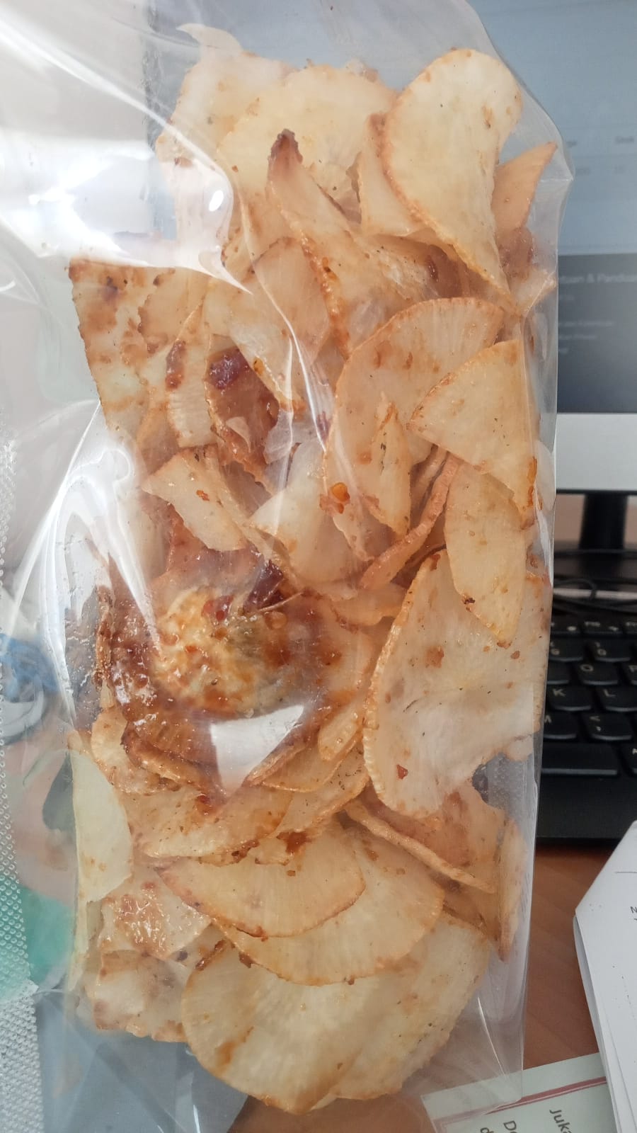 KRIPIK PEDAS
